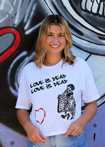 Love is Dead | Street Chic | [White]